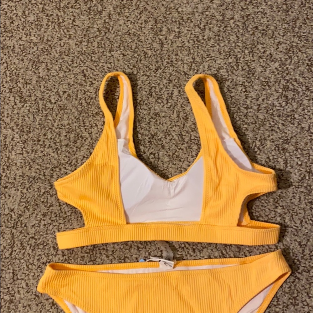 Bathing suit! - Picture 2 of 3